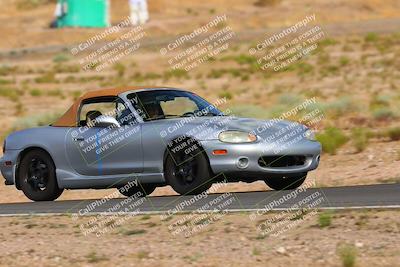 media/Jun-01-2025-CalClub SCCA (Sun) [[eae223c5dd]]/Group 1/Track Event 5/